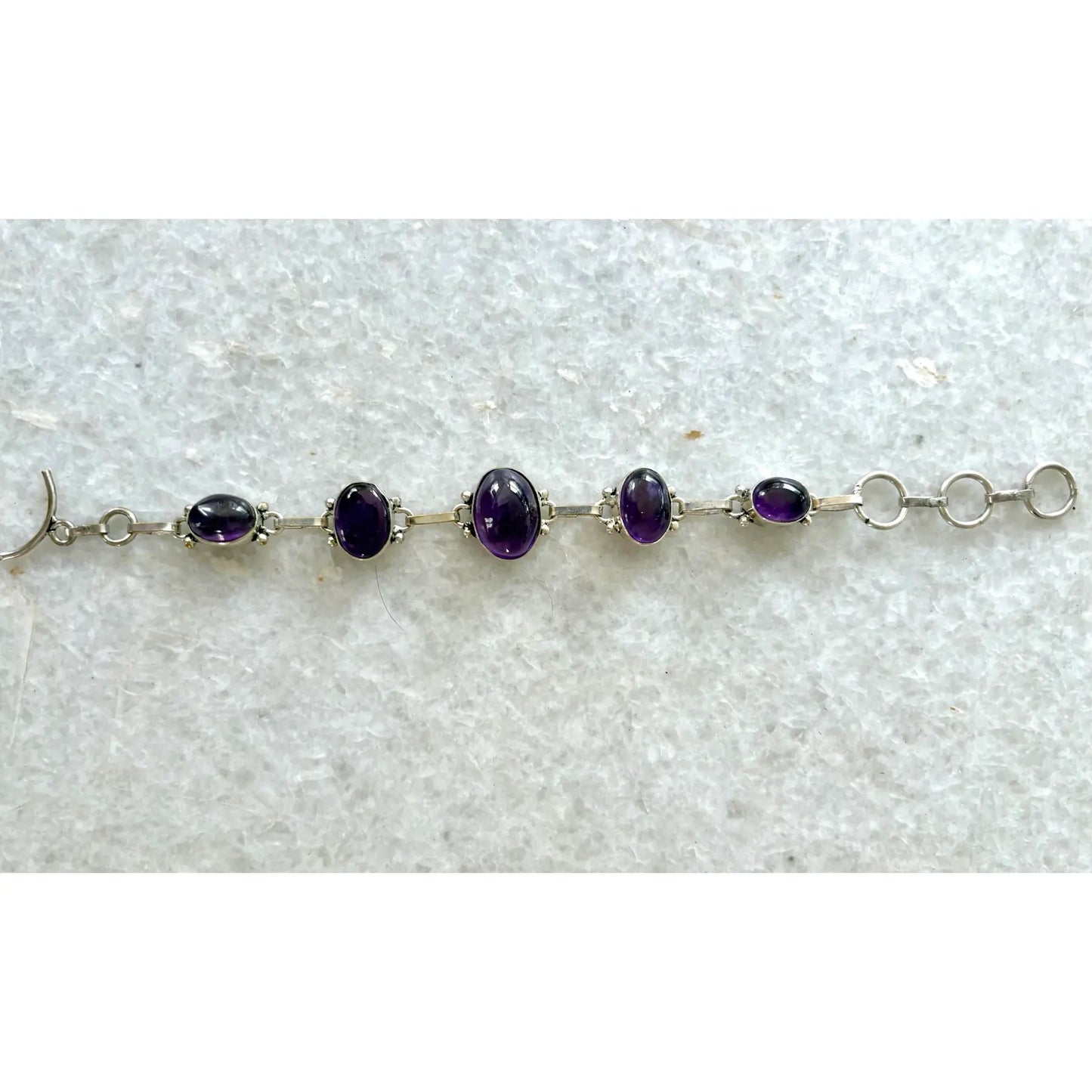 Pulsera de eslabones de plata de ley y amatista
