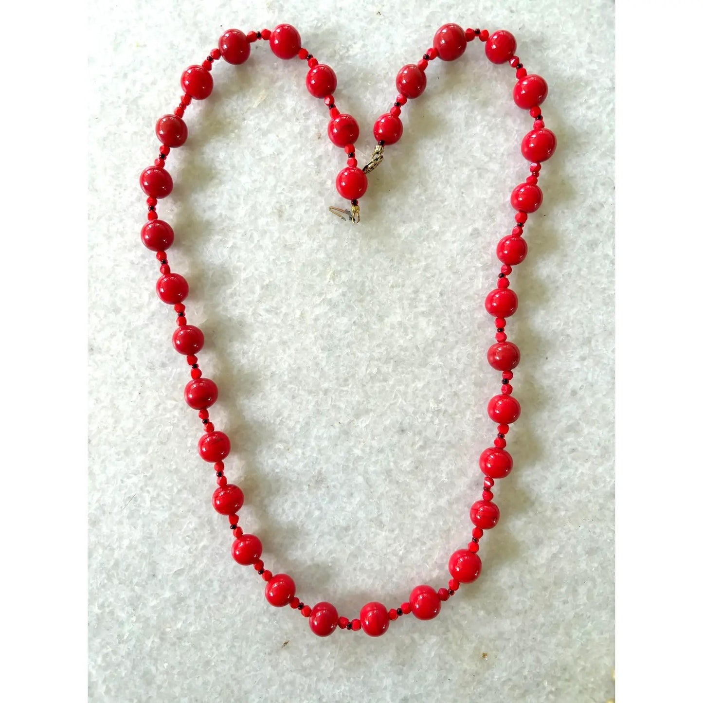 1960s BoHo Glass Beaded Necklace