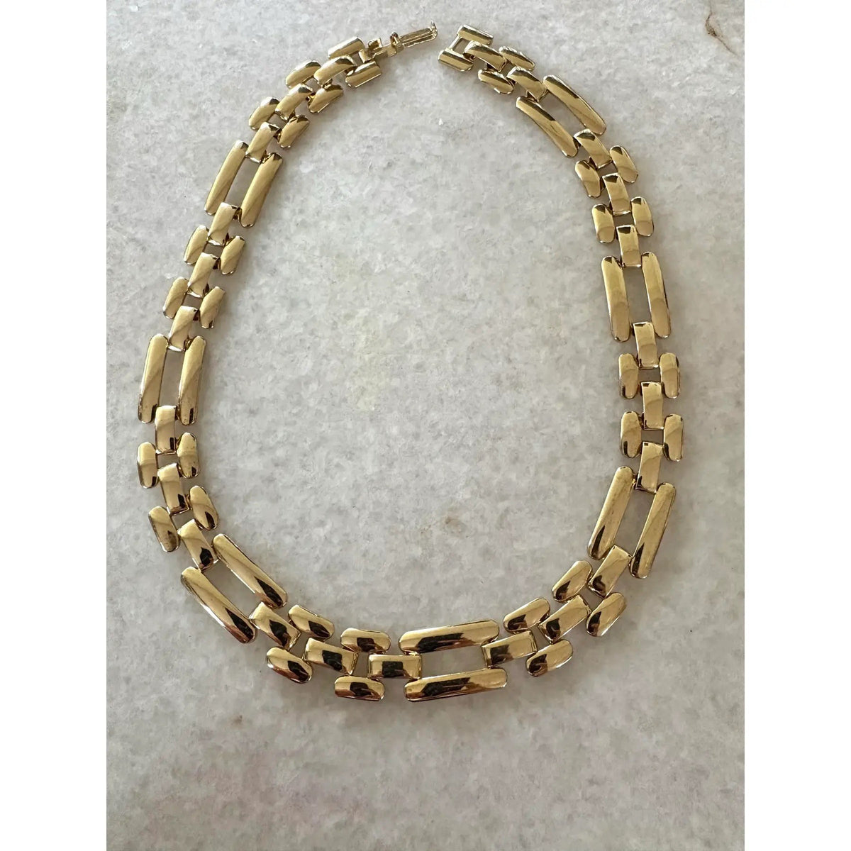 Vintage Goldtone Chainlink Collar Necklace