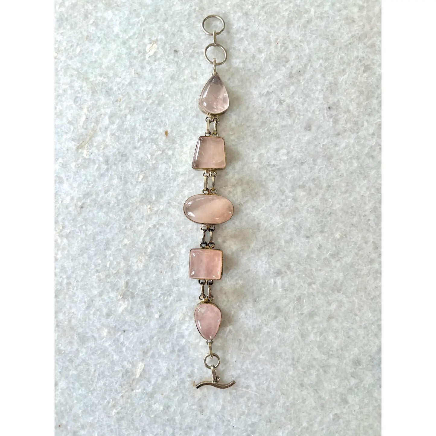 Pulsera de plata de ley y cuarzo rosa