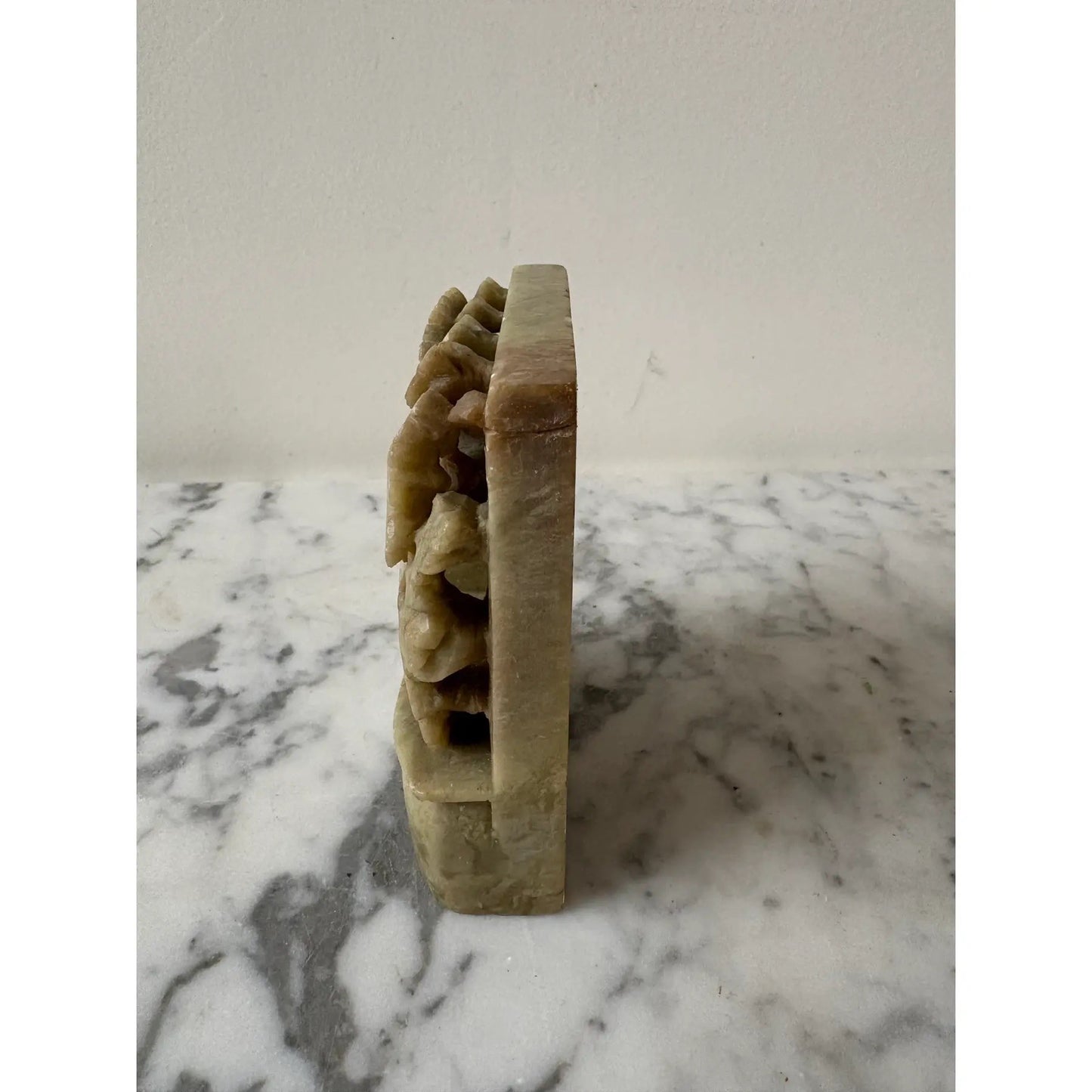 Sujetalibros chino de esteatita tallado a mano