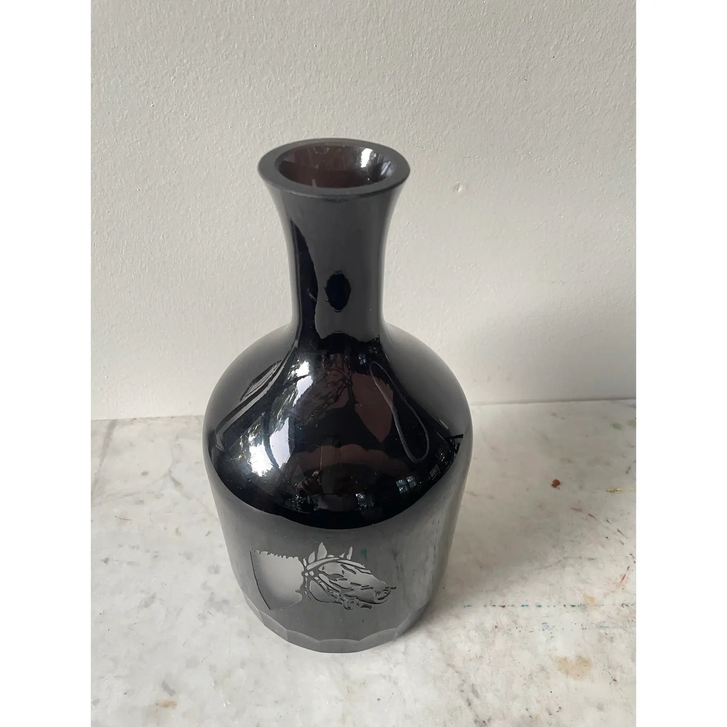 TWO’s Etched Horse Head Black Glass Decanter