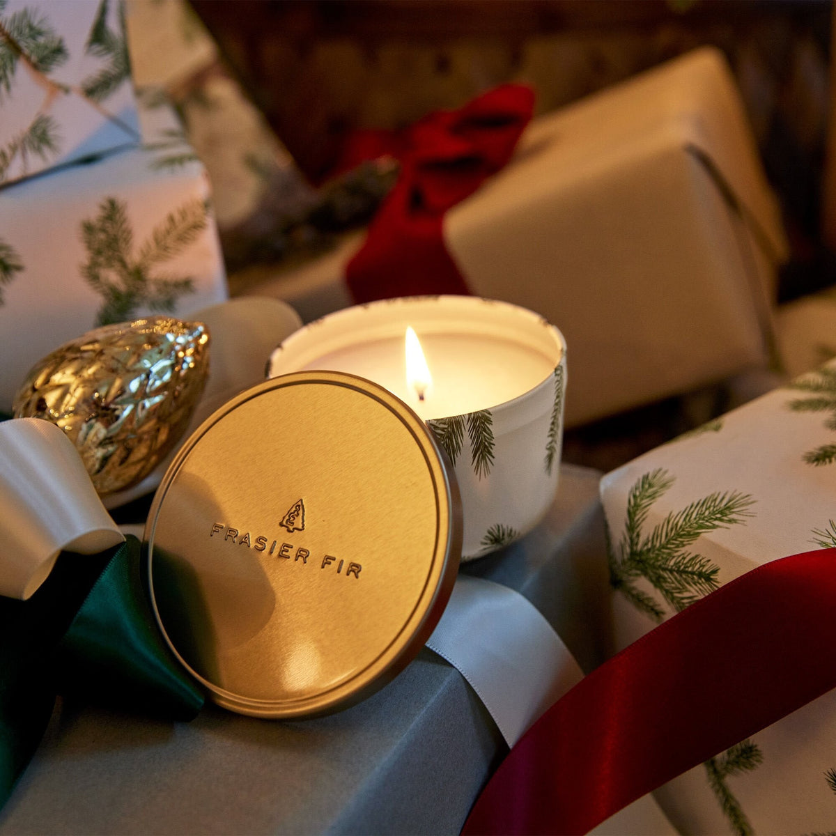 Thymes - Frasier Fir® Candle Tin with Gold Lid