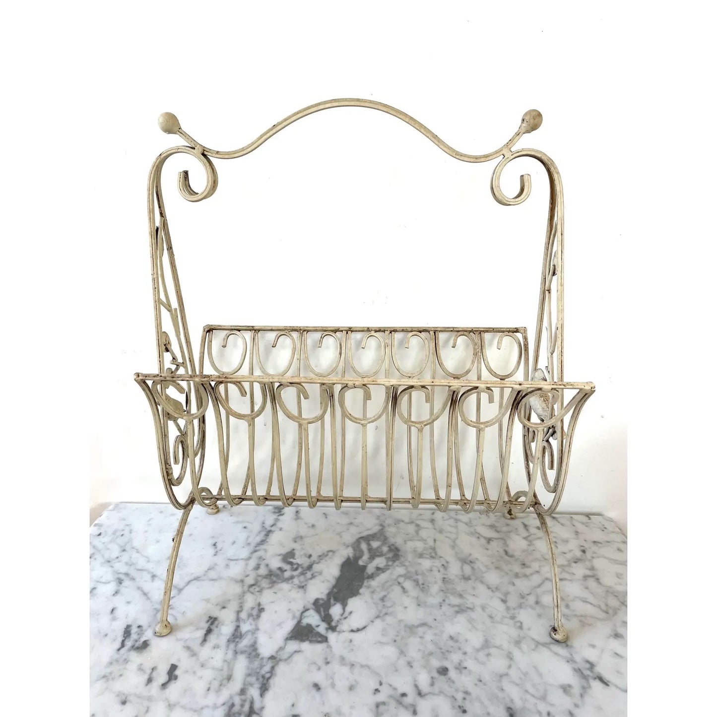 1950s Iron Magazine Rack With Lovely Bird Details