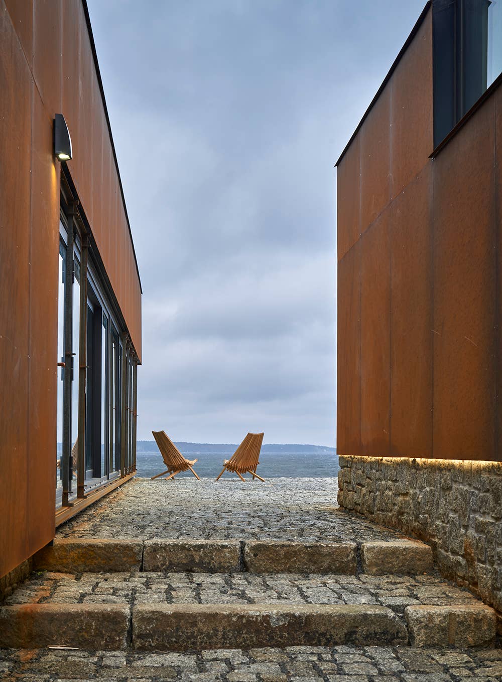 Schiffer Publishing - Second Home: A Different Way of Living