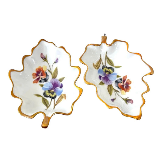 Bandejas decorativas de porcelana de Limoges (Francia) pintadas a mano. Juego de 2.