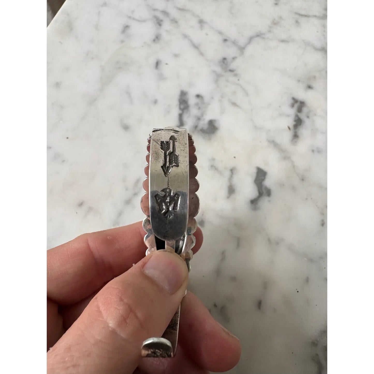 Pulsera de puño Navajo de plata de ley vintage, de Fred Harvey