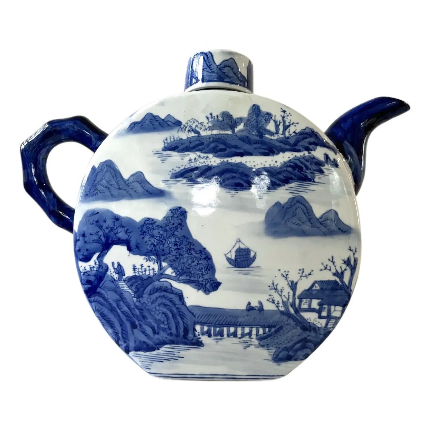 Large Vintage Porcelain Blue Willow Teapot