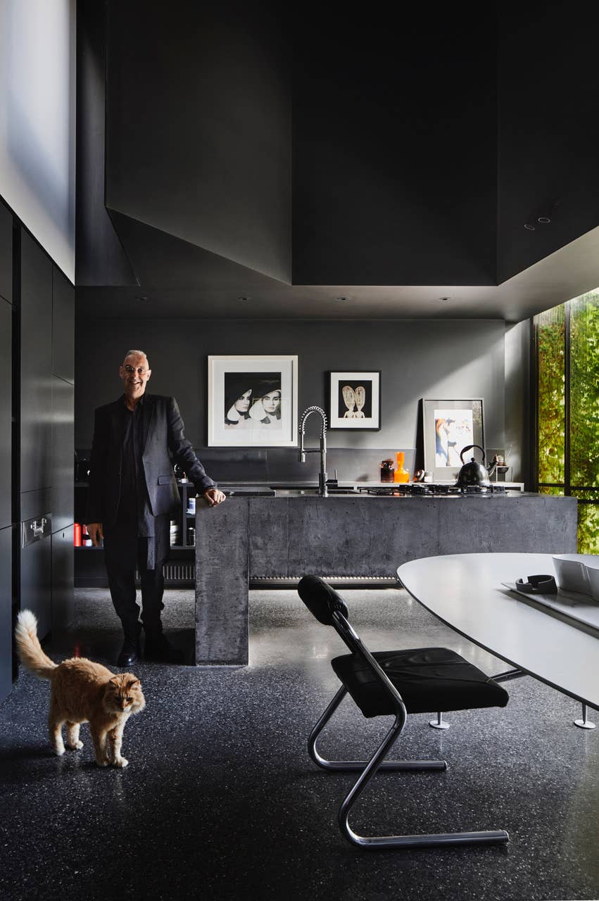 Schiffer Publishing - Second Home: A Different Way of Living