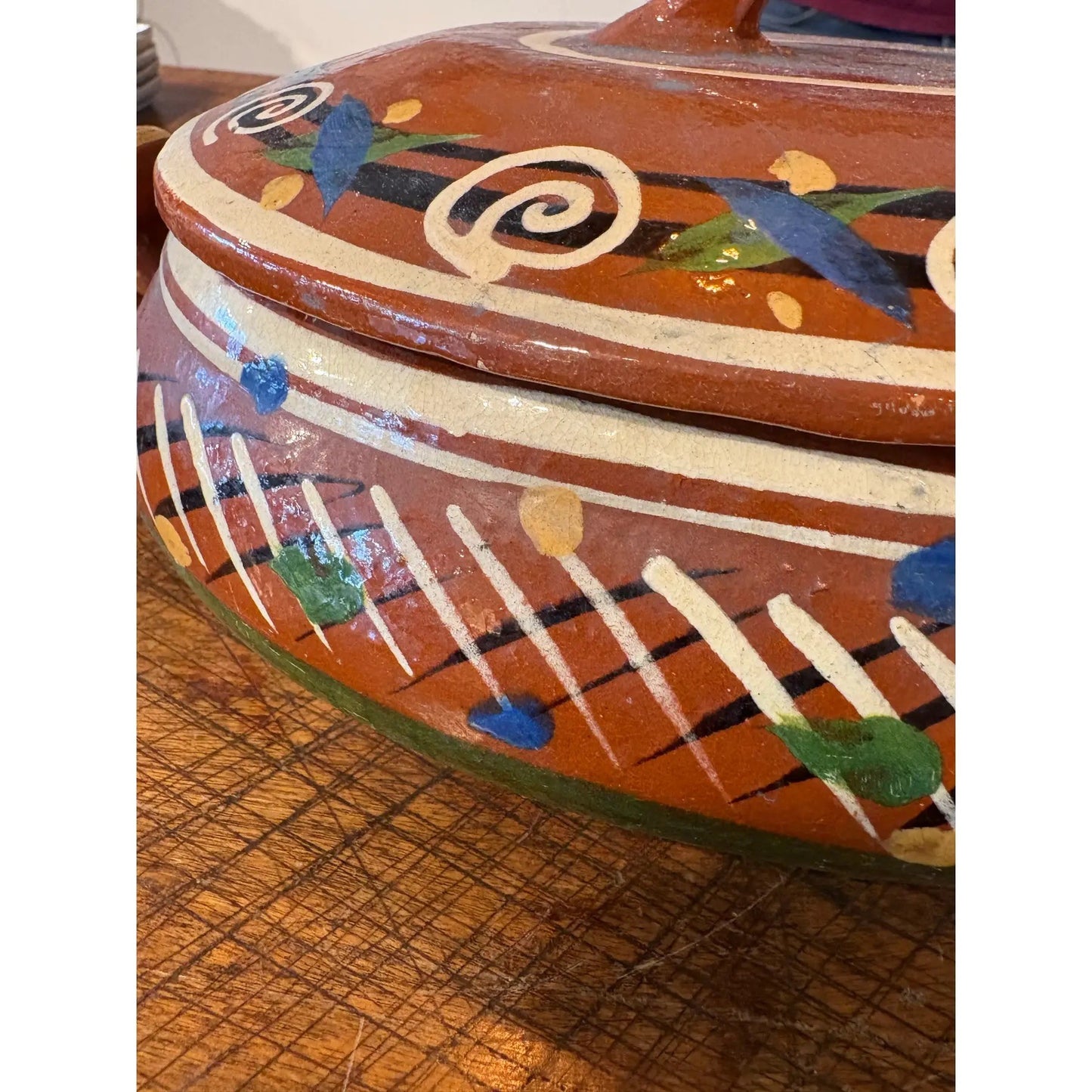 Vintage Mexican Tlaquepaque Art Pottery Casserole Dish With a Lid