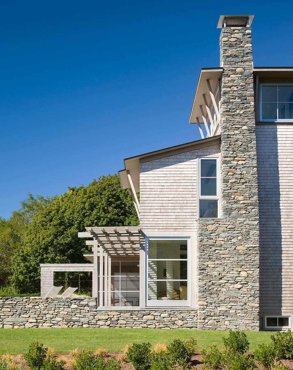 Schiffer Publishing - Second Home: A Different Way of Living