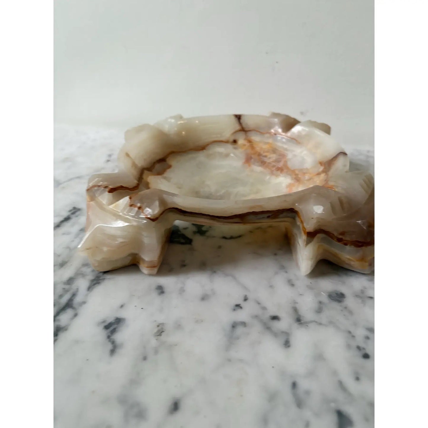 Cenicero de mármol, estilo moderno de mediados de siglo