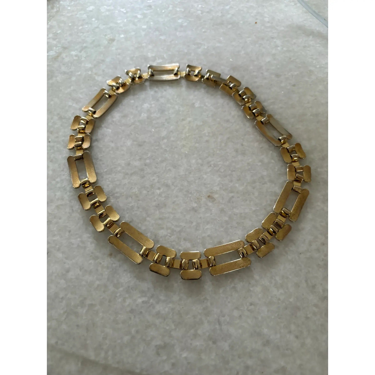 Vintage Goldtone Chainlink Collar Necklace