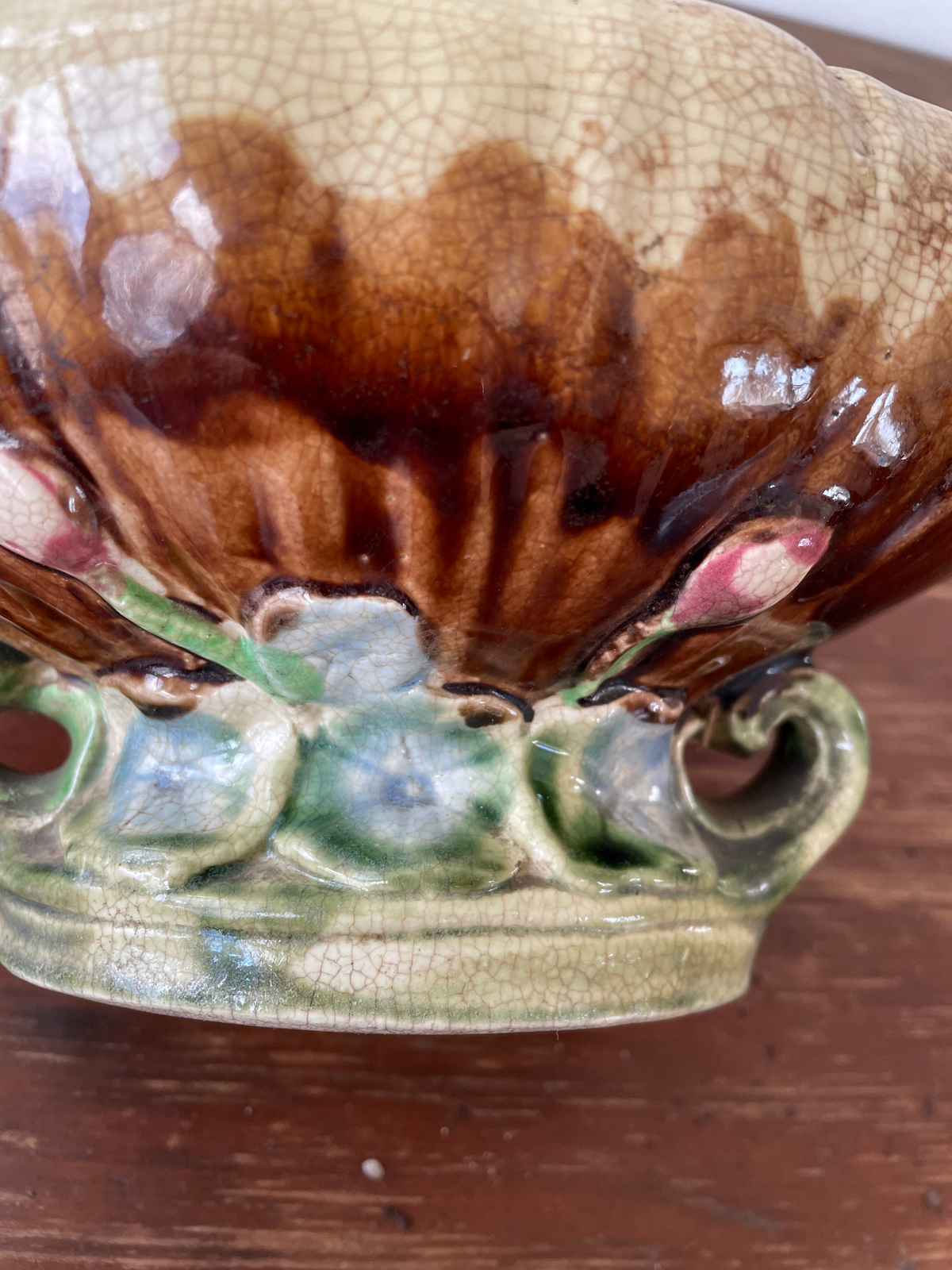 Vintage Majolica Seashell Pedestal Bowl With Flower Base
