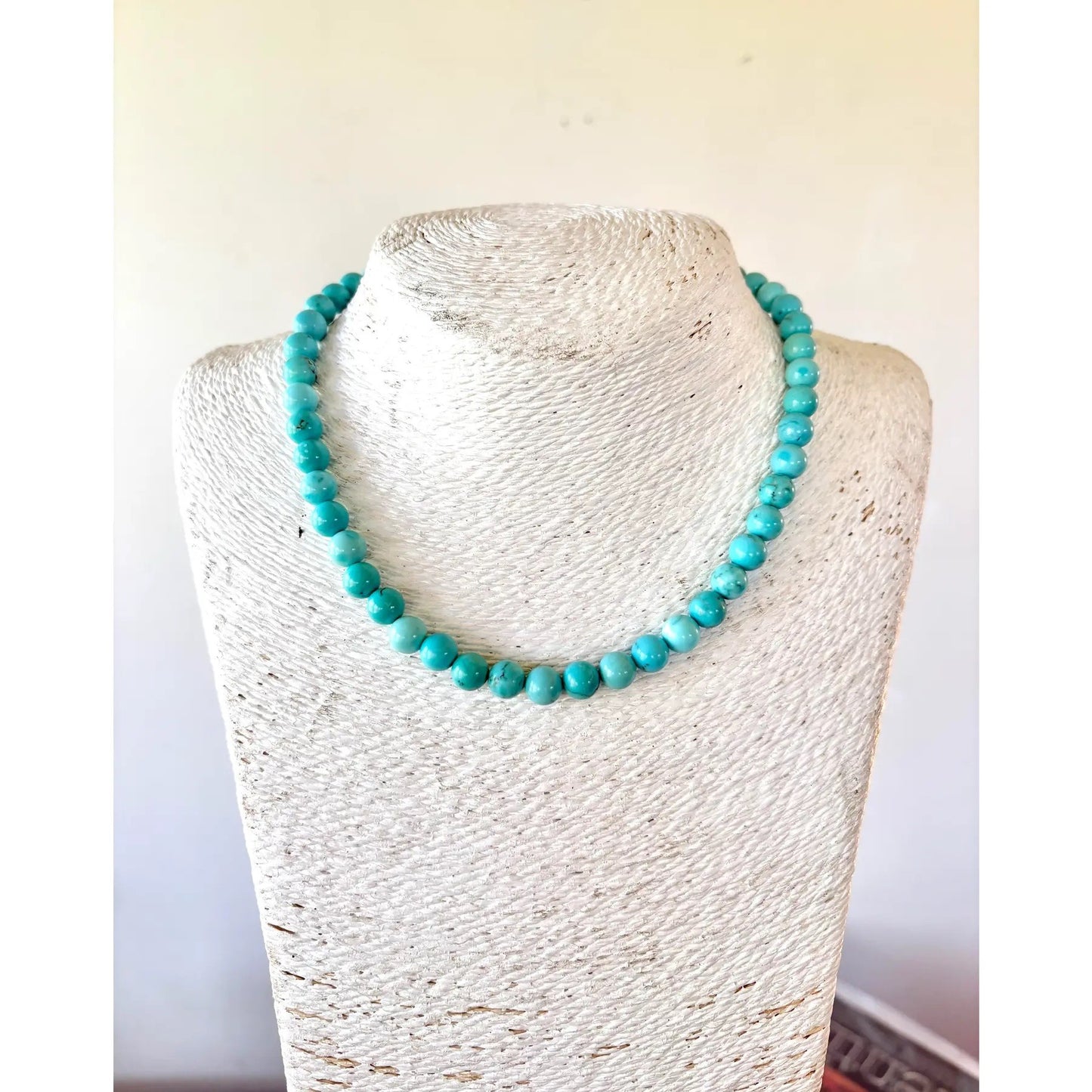 Turquoise Stone Beaded Necklace With Gold Tone Clasp. 8mm