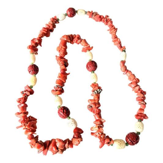 Collar de cuentas chinas vintage de coral y cinabrio