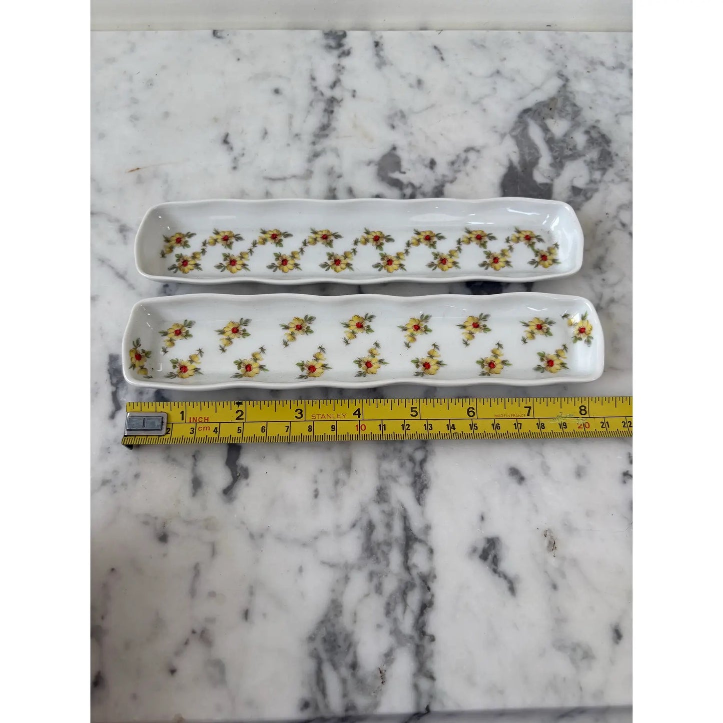 Bandejas de porcelana Limoges Francia pintadas a mano para joyas u objetos pequeños, juego de 2