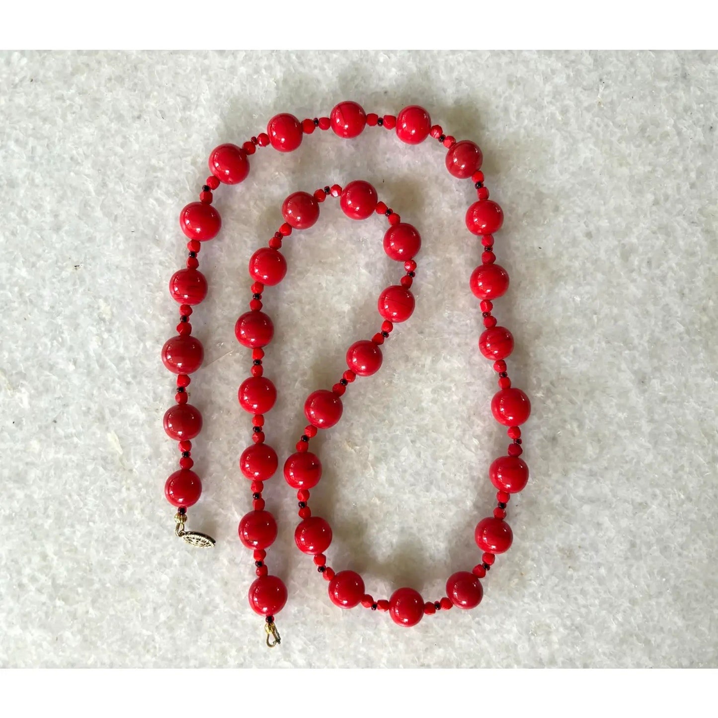 1960s BoHo Glass Beaded Necklace