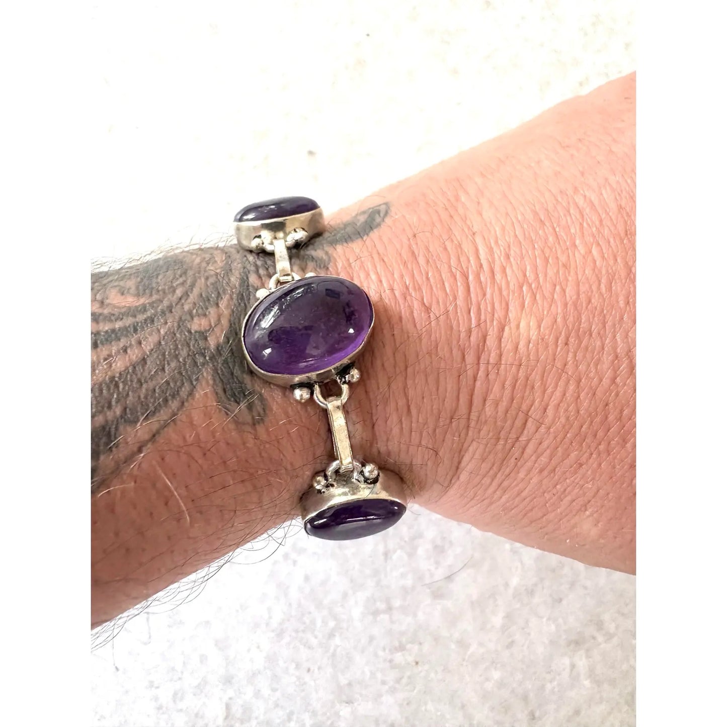 Pulsera de eslabones de plata de ley y amatista