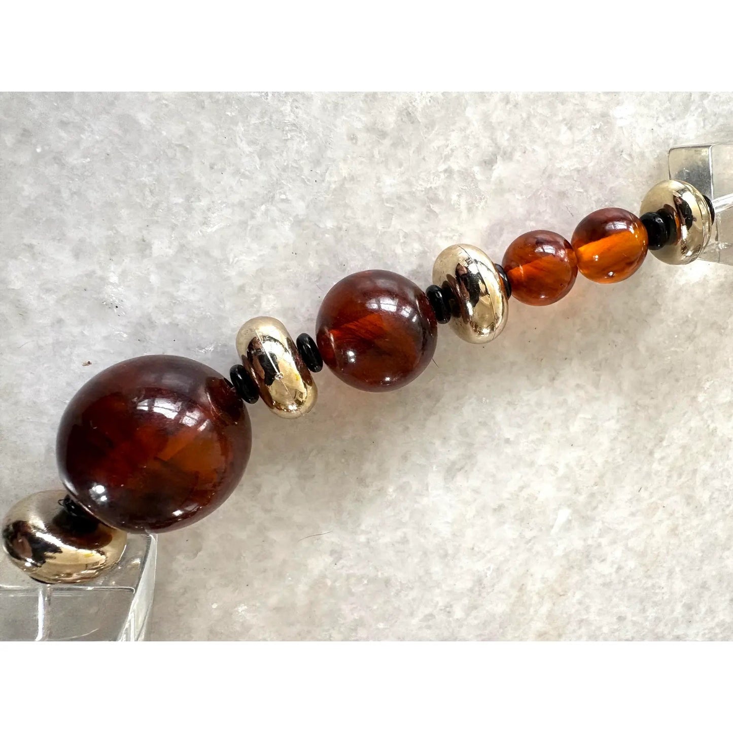 Collar de cuentas acrílicas estilo mediados de siglo