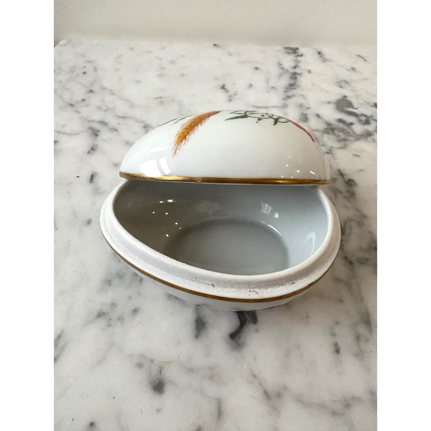 Limoges Francia Joyero o Cofre de Porcelana Pintado a Mano