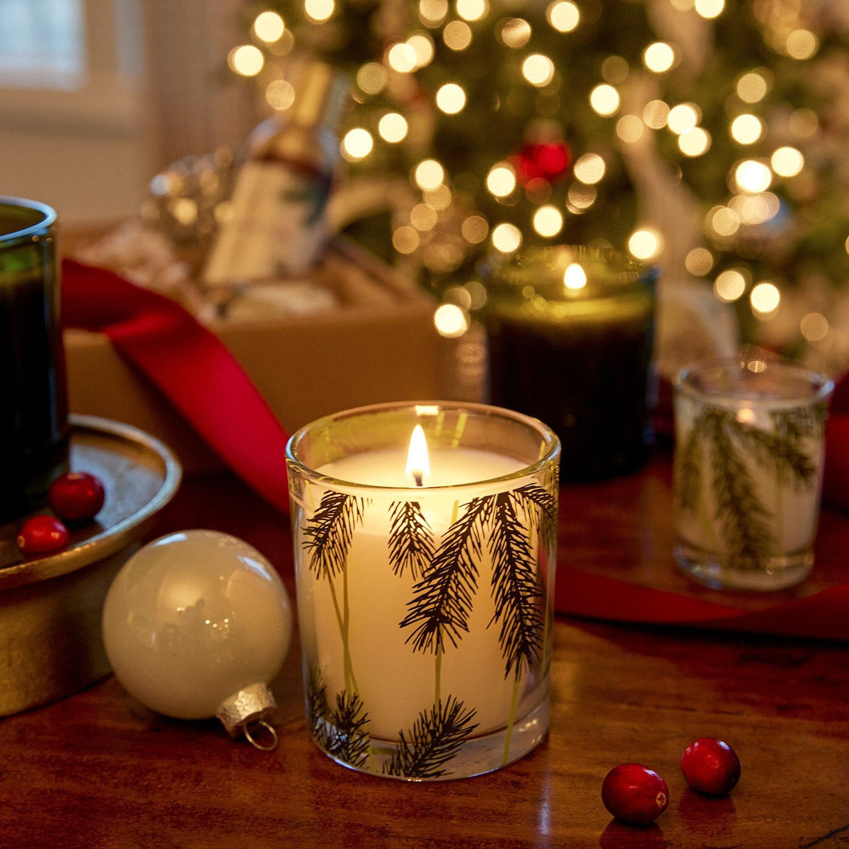 Thymes - Frasier Fir® Pine Needle Candle